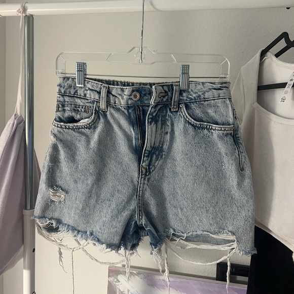 Zara denim shorts - Picture 1 of 3